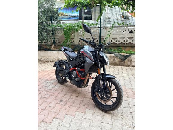 ilk sahibinden CFmoto 250NK