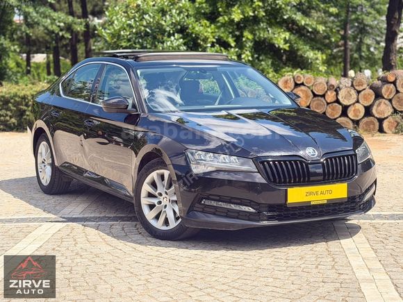 CAM TAVANLI/BAKIMLI/OTOMATİK/DÜŞÜK/KM/2 PARÇA BOYALI