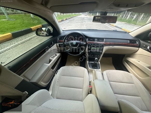 ATO-CAR'DAN 2013 SKODA SUPERB 1.6TDİ 105HP ELEGANCE MANUEL