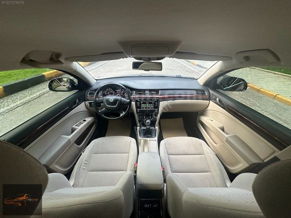 ATO-CAR'DAN 2013 SKODA SUPERB 1.6TDİ 105HP ELEGANCE MANUEL