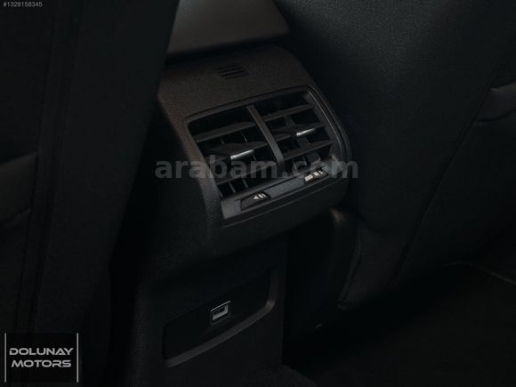 DOLUNAY MOTORS BOYASIZ CİTREÖN C4X 1.2 PURETECH MAX EAT8 9.000KM