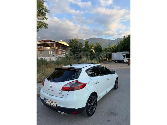 MEGAN3 1.5 DCİ 110 HP SANRUFF TOM EKRAN