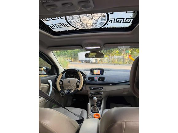 MEGAN3 1.5 DCİ 110 HP SANRUFF TOM EKRAN