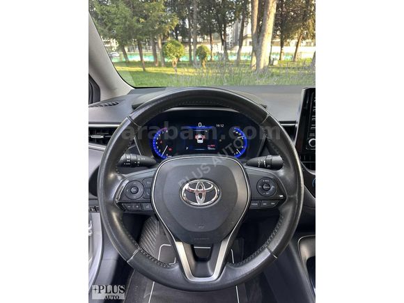 PLUS AUTO'DAN TOYOTA COROLLA 1.5 DREAM %20 FATURALI