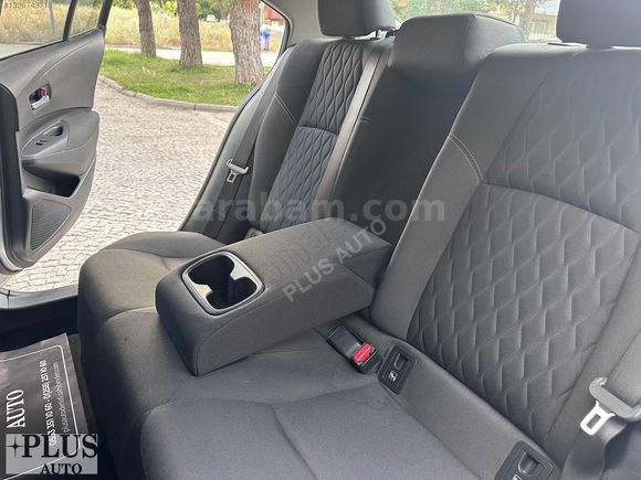 PLUS AUTO'DAN TOYOTA COROLLA 1.5 DREAM %20 FATURALI