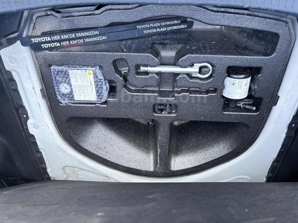 COROLLA 1.5 DREAM 2022 MODEL 183.000 KM ÇİZİKSİZ EMSALSİZ