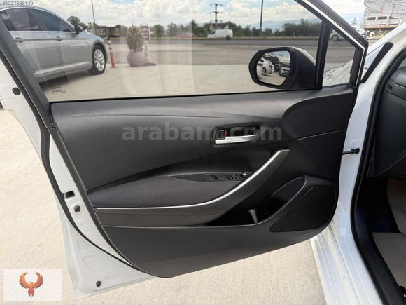 2022-COROLLA-1.5 DREAM-46'BİN KMDE-%20 FATURALI