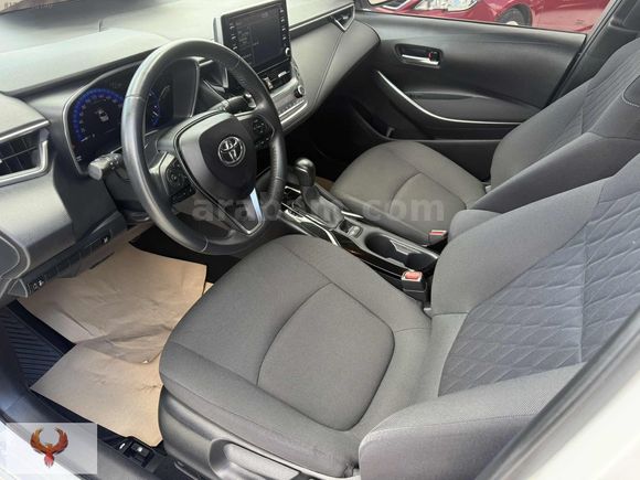2022-COROLLA-1.5 DREAM-46'BİN KMDE-%20 FATURALI
