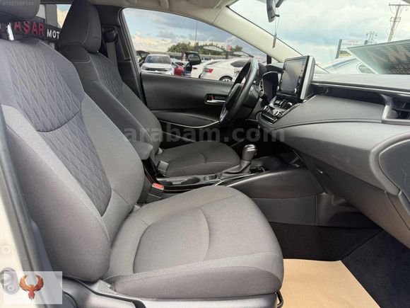 2022-COROLLA-1.5 DREAM-46'BİN KMDE-%20 FATURALI