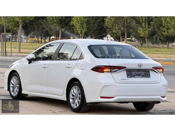2022/BOYASIZ/ÇİZİKSİZ/1.5/DREAM/MULTİDRİVE/92.000KM/COROLLA