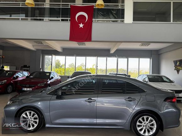 10 YIL GARANTİLİ - 1.5 DREAM COROLLA