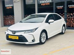 HATASIZ BOYASIZ 63.000 KM 2022 COROLLA 1.5 DREAM 10 İLERİ 125 HP