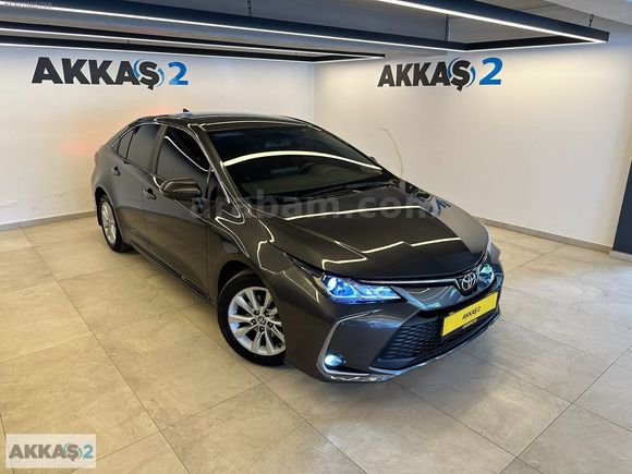 AKKAŞ 2'DEN TOYOTA COROLLA 1.5 DREAM