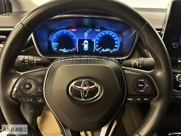 AKKAŞ 2'DEN TOYOTA COROLLA 1.5 DREAM