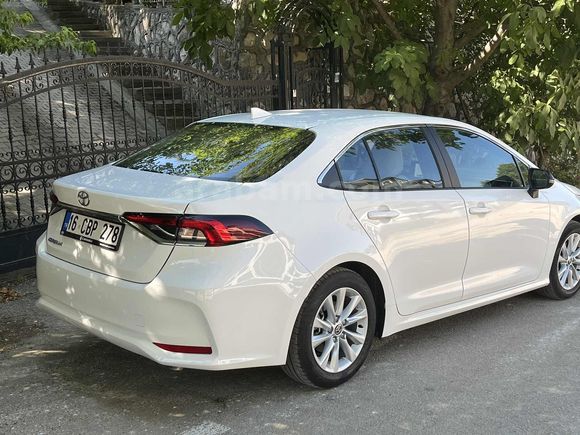 SAHİBİNDEN - 2026 COROLLA 1.5 DREAM - SIFIR KONDİSYONDA!