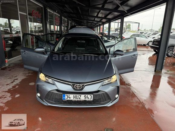 2023 COROLLA 1,5 DREAM MULTIDIRIVE S 125 HP 10 İLERİ 32,000KM
