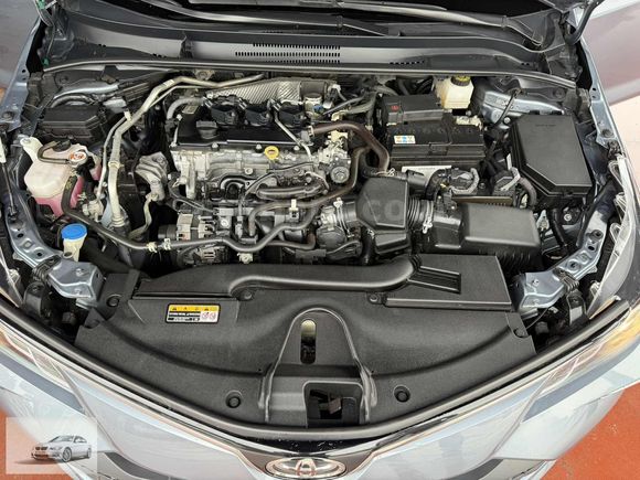 2023 COROLLA 1,5 DREAM MULTIDIRIVE S 125 HP 10 İLERİ 32,000KM