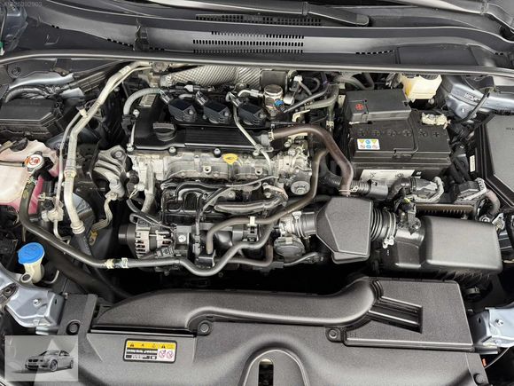 2023 COROLLA 1,5 DREAM MULTIDIRIVE S 125 HP 10 İLERİ 32,000KM