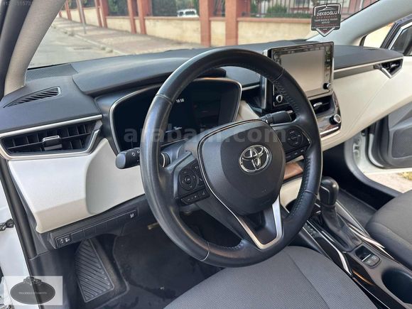 TELLİOĞLU_2022 COROLLA_35 BİN KM_ HATASIZ_BOYASIZ_GARANTİLİ