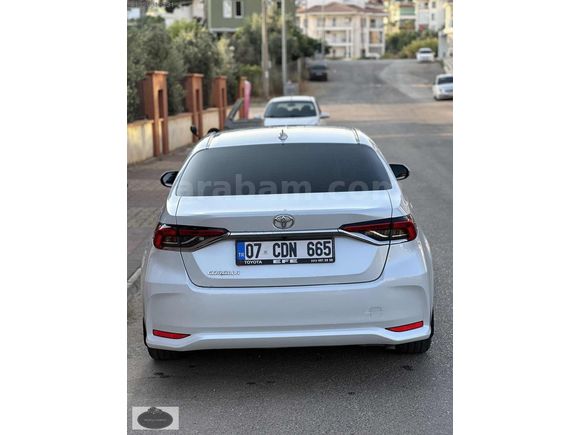 TELLİOĞLU_2022 COROLLA_35 BİN KM_ HATASIZ_BOYASIZ_GARANTİLİ