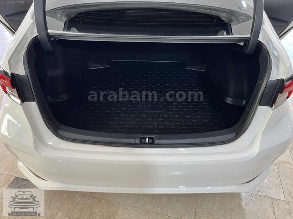 TOYOTA COROLLA 1.5 Dream Multidrive S