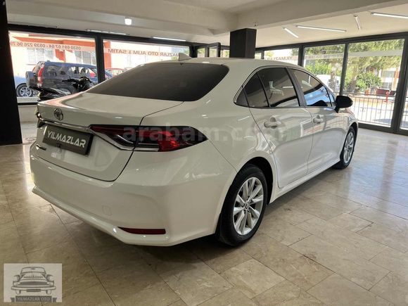 TOYOTA COROLLA 1.5 Dream Multidrive S