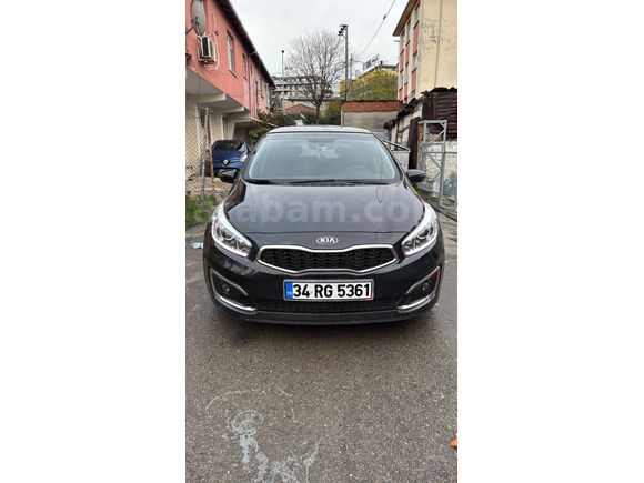 Sahibinden Kia Ceed 1.6 CRDi Concept Plus 2016 Model 