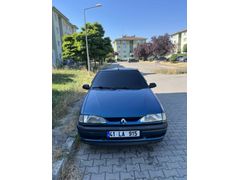 Sahibinden  Safkan Benzinli 1.6 RNE  Orj 212 binde