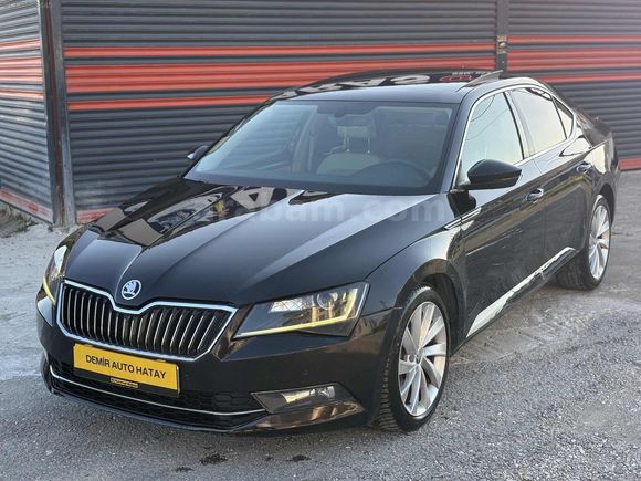 DEMİR AUTO'DAN~2017 MODEL FULL+FULL ~CAM TAVANLI~iÇİ BEJ SUPERB