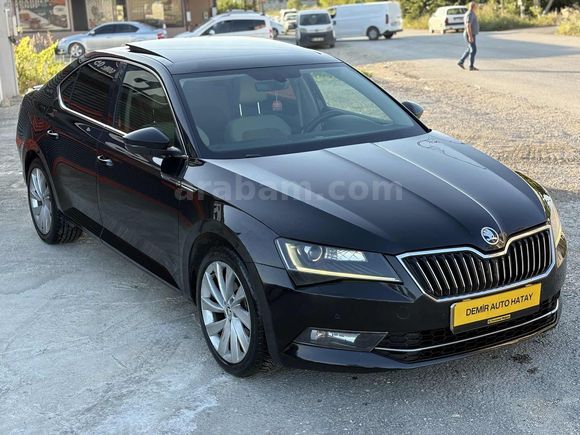 DEMİR AUTO'DAN~2017 MODEL FULL+FULL ~CAM TAVANLI~iÇİ BEJ SUPERB