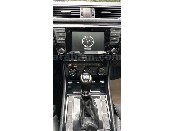 PREMİUM'DAN PRESTİGE SKODA SUPERB DÜŞÜK KM 193 BİN