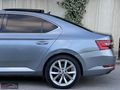 SUPERB CAM TAVAN LANSMAN RENK 169 BİN KM