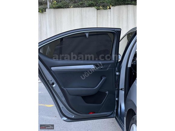 SUPERB CAM TAVAN LANSMAN RENK 169 BİN KM