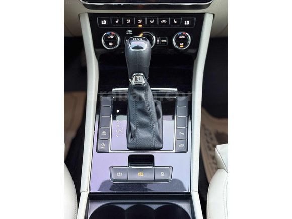 DEMİR AUTO'DAN ~2019 MODEL FULL+FULL ~CAM TAVANLI SÜPERB