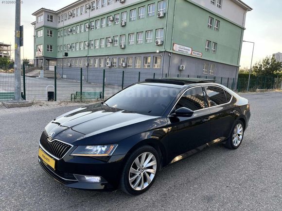 AZAD AUTO DAN HATASIZ BOYASIZ