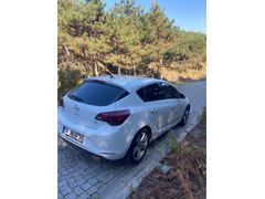 SAHİBİNDEN FULL ORİJİNAL  YÜRÜYENİ KUSURSUZ 1.6 136 hp SPORT