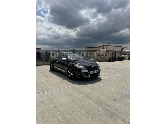 Sahibinden Renault Megane 1.5 dCi Dynamique 2010 Model  277.000 km Siyah
