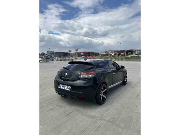Sahibinden Renault Megane 1.5 dCi Dynamique 2010 Model  277.000 km Siyah