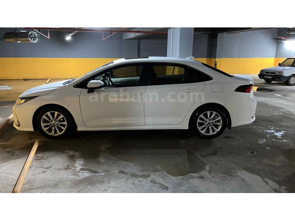Sahibinden Toyota Corolla 1.5 Dream X-Pack 2023 Model 