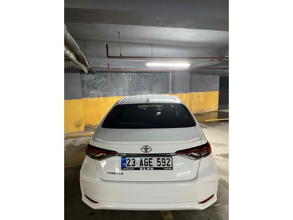Sahibinden Toyota Corolla 1.5 Dream X-Pack 2023 Model 