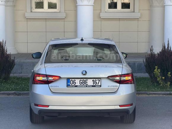 2017 SKODA SUPERB 1.6 TDI STYLE DEĞİŞENSİZ 155 BİN KİLOMETREDE