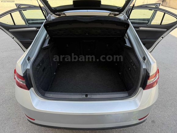 2017 SKODA SUPERB 1.6 TDI STYLE DEĞİŞENSİZ 155 BİN KİLOMETREDE