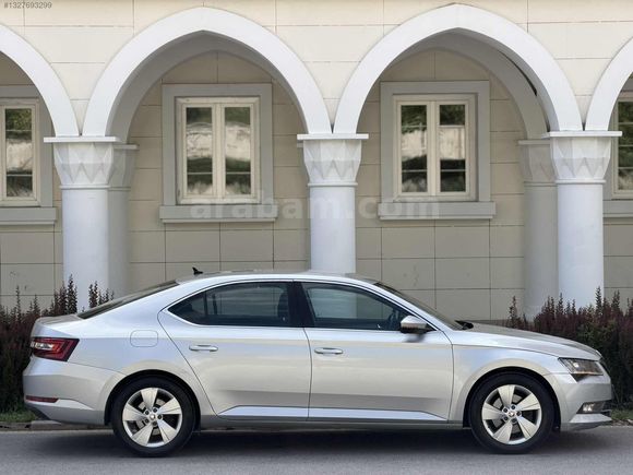 2017 SKODA SUPERB 1.6 TDI STYLE DEĞİŞENSİZ 155 BİN KİLOMETREDE