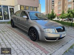 NEVAK CARS'TAN TEMİZ DÜŞÜK KM SÜPERB 130 BG FULL PAKET