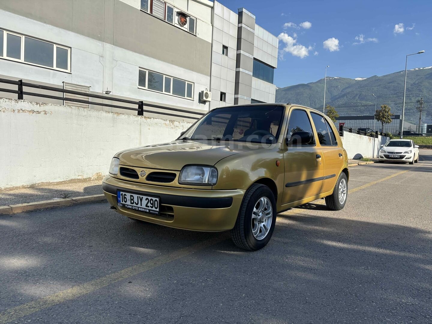 Sahibinden Nissan Micra 1.3 GX 1998 Model 2