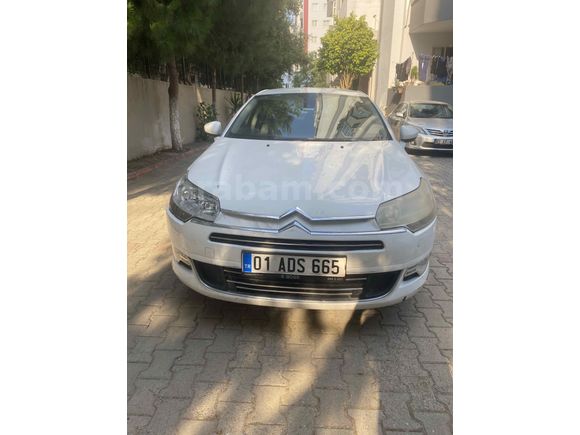 Hatasız Boyasız Ayarında Km Düşük Aile Aracı