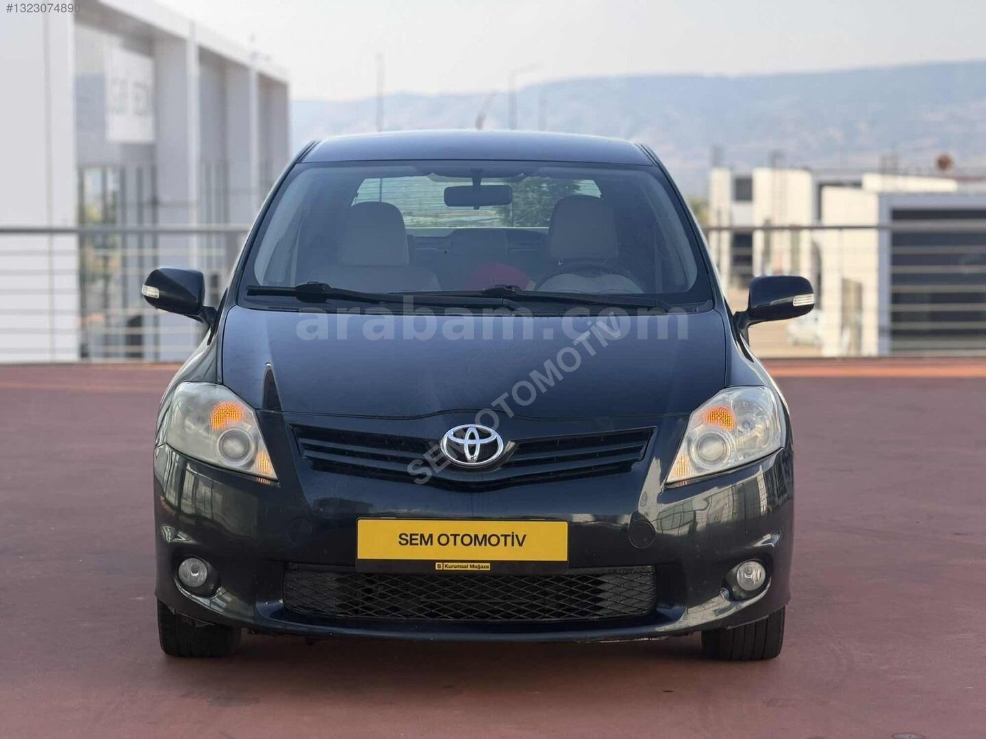 Galeriden Toyota Auris 1.4 D-4D Comfort Extra 2012 Model Denizli 246.000 km Siyah 2