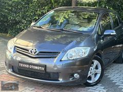 TEVHİD'den 2012 MODEL AURİS 1.4D OTOMOTİK 170.000 KM
