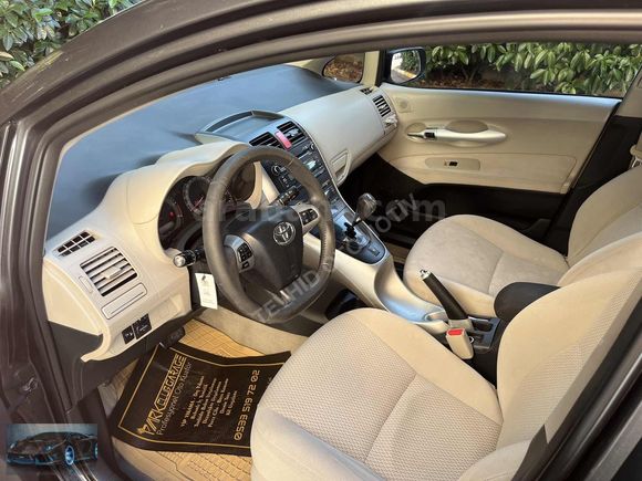 TEVHİD'den 2012 MODEL AURİS 1.4D OTOMOTİK 170.000 KM