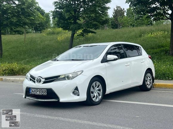 2014 MODEL TOYOTA AURİS 1.4 DİZEL OTOMATİK KM 250 BİN